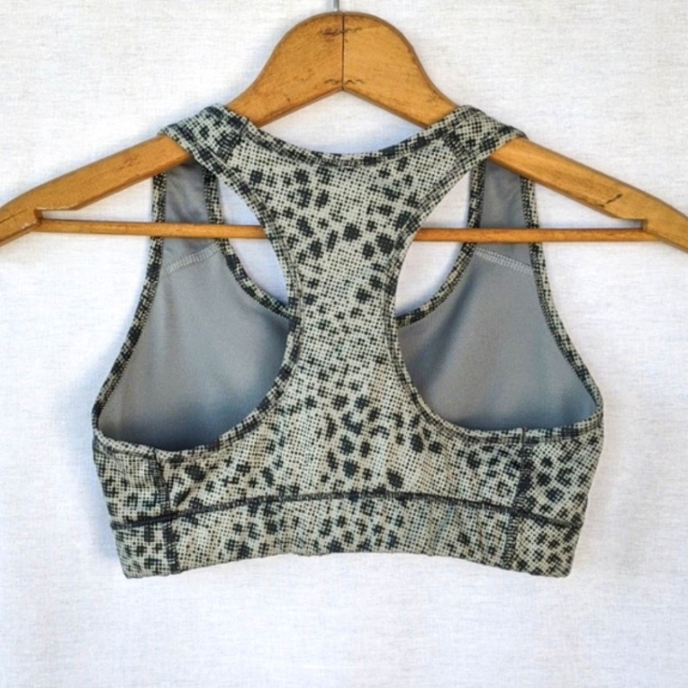 Nike Dri-Fit Sports Bra, sz: XS - Picture 6 of 8